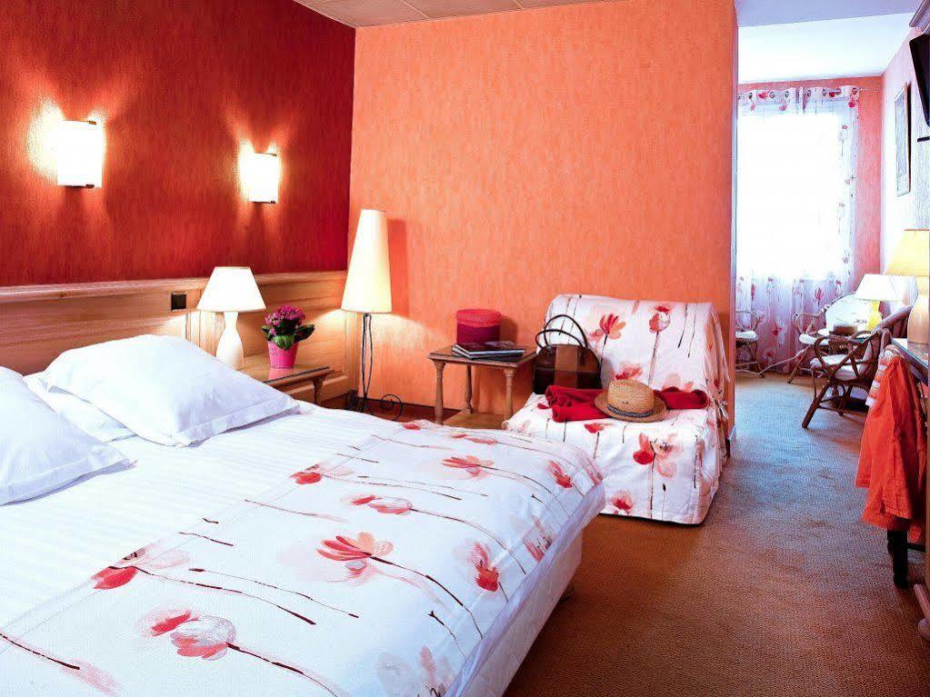 Hotel L'Oustal Del Barry Najac Zewnętrze zdjęcie
